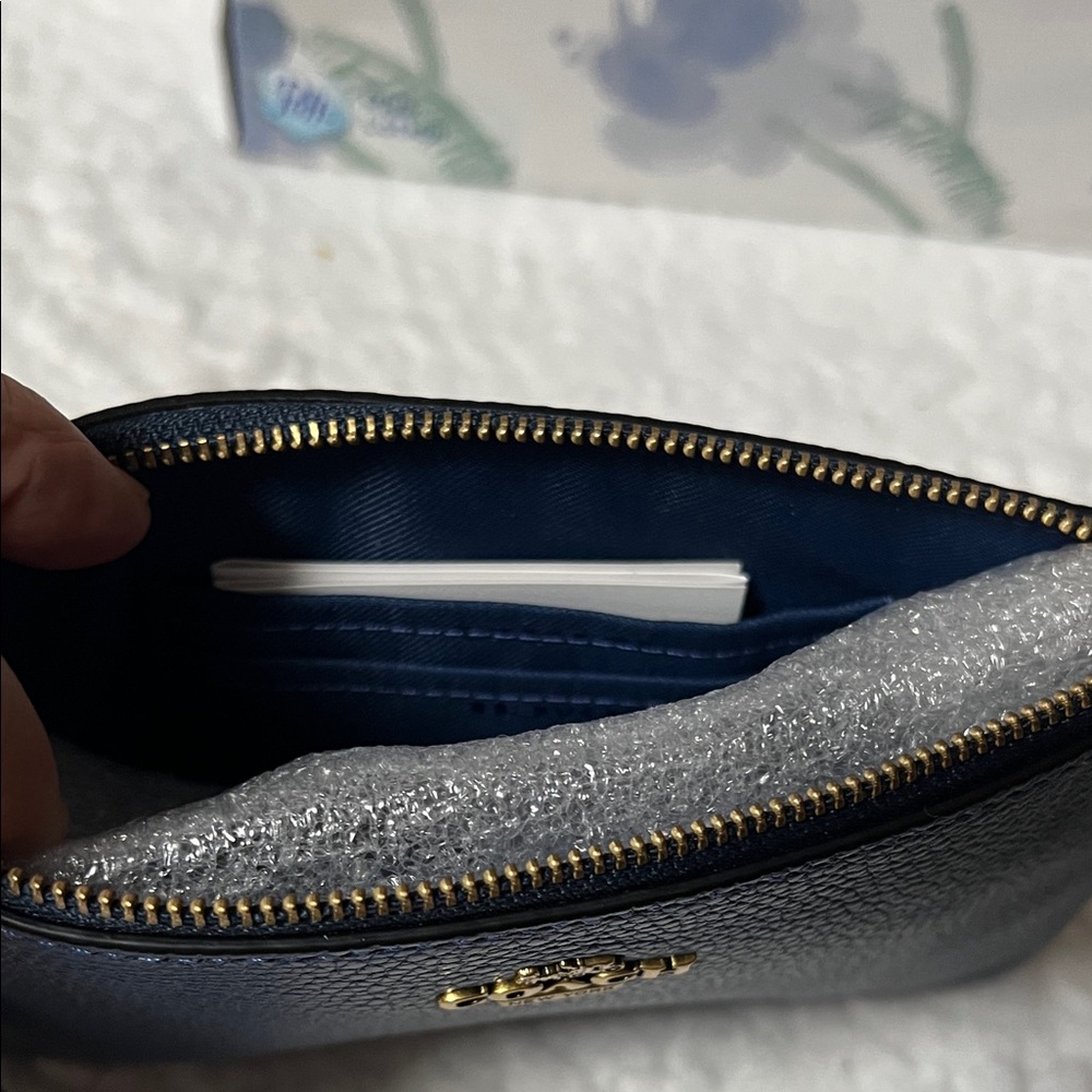 NWT Coach Deep Blue Leather Wristlet - Picture 6 of 9